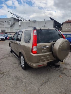 Honda Cr-v 2.0 автоматик 4* 4 фейс всички екстри  | Auto.bg — изображение 4