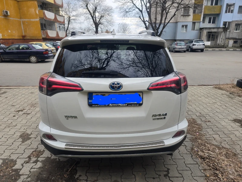 Toyota Rav4, снимка 4 - Автомобили и джипове - 49346215