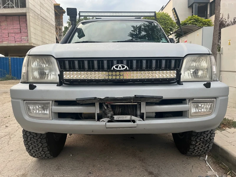 Toyota Land cruiser, снимка 7 - Автомобили и джипове - 51863630