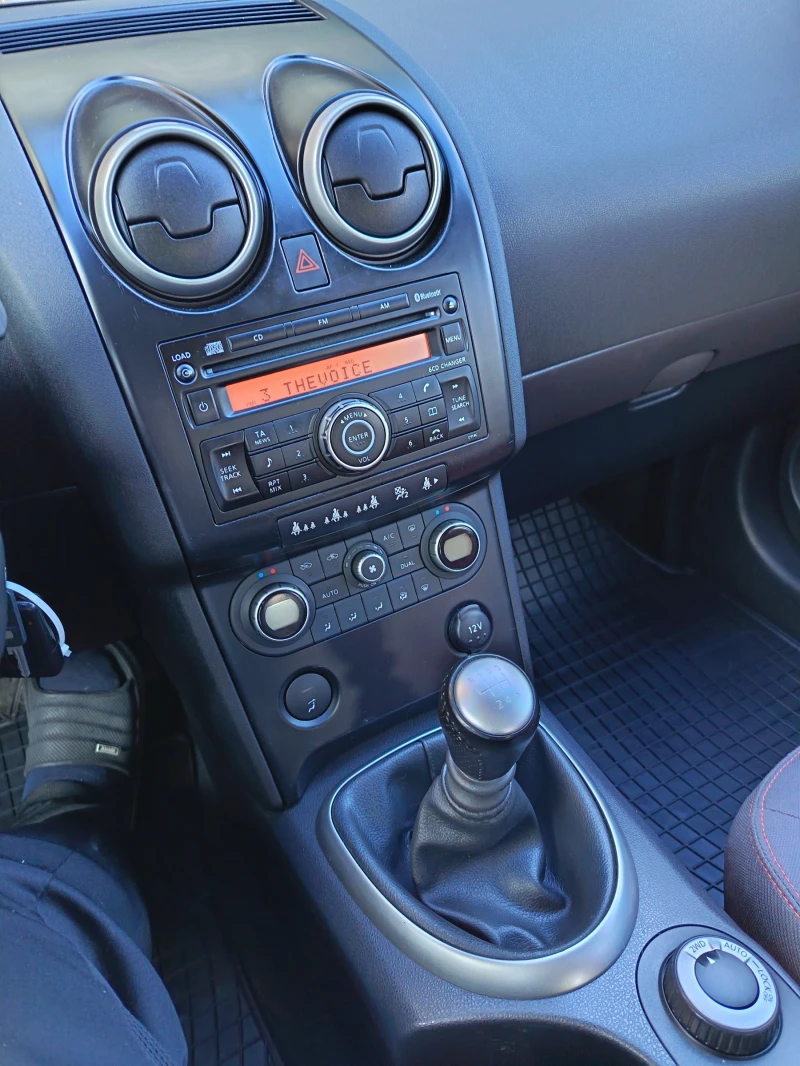 Nissan Qashqai J10, снимка 12 - Автомобили и джипове - 52499963