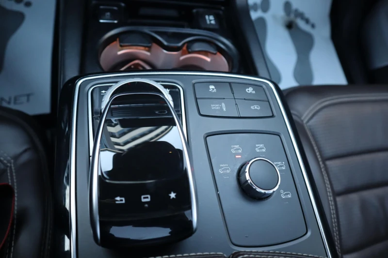 Mercedes-Benz GLE 63 S AMG Карбон/4Matic/Камера 360/Bang&Olufsen/Обдухване/Пе, снимка 13 - Автомобили и джипове - 53000437