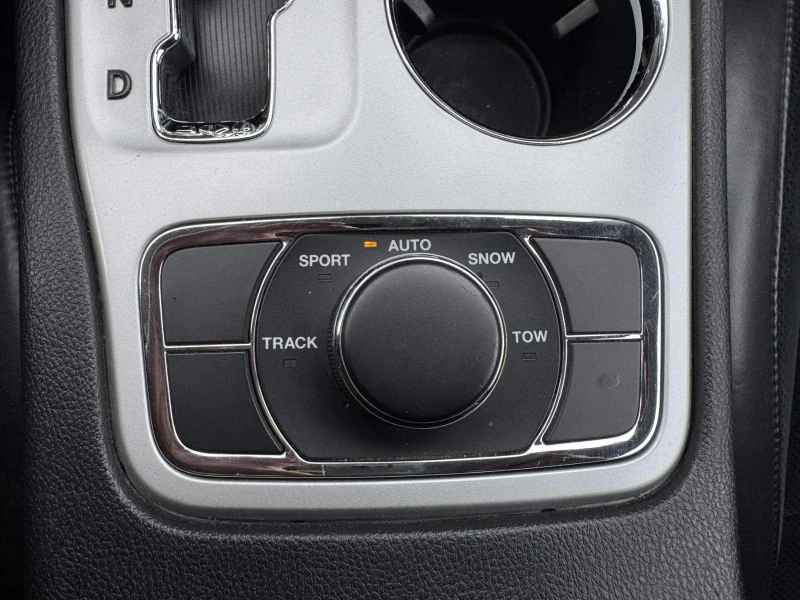 Jeep Grand cherokee SRT8 6.4L V8 HEMI, снимка 15 - Автомобили и джипове - 53273050