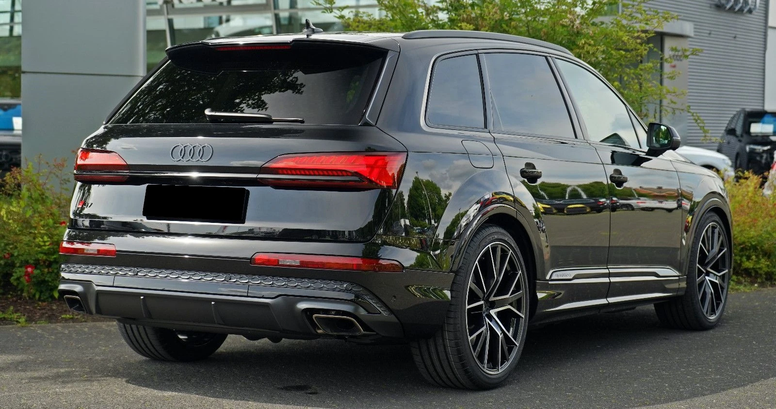 Audi Q7 55 TFSI Quattro S-line = NEW= Гаранция - изображение 2