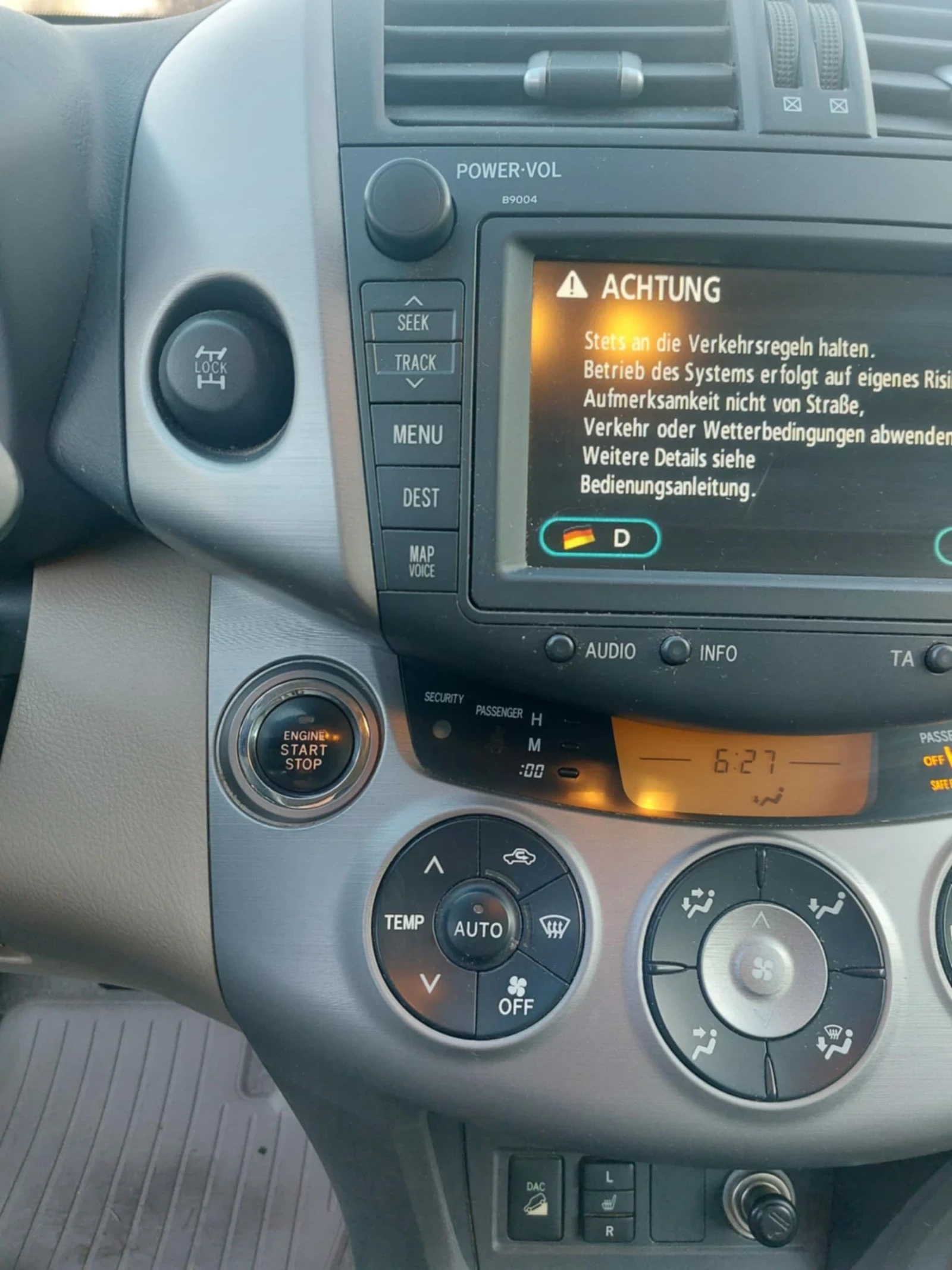 Toyota Rav4 2.0 VVT-i 4x4 - изображение 6
