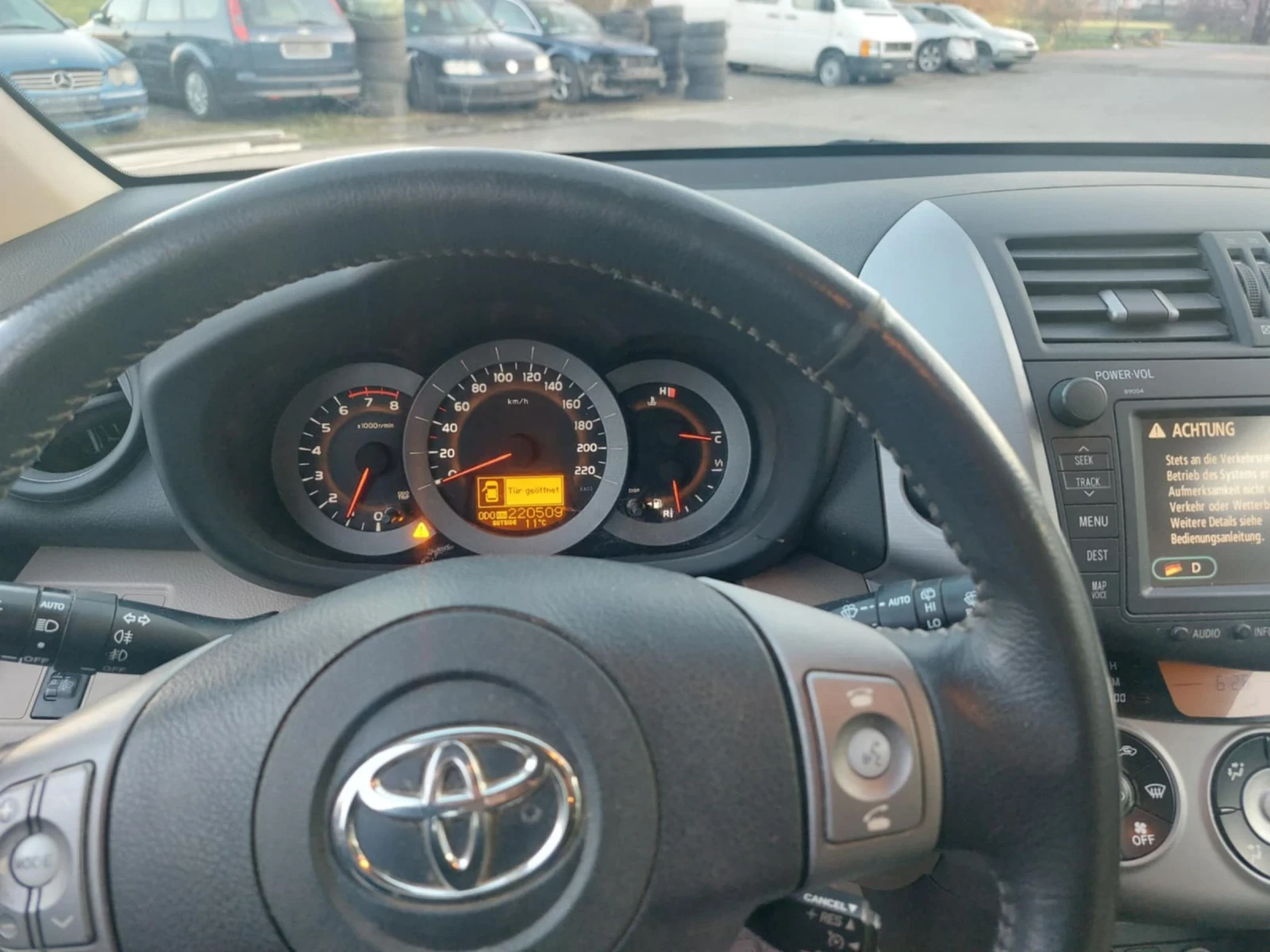 Toyota Rav4 2.0 VVT-i 4x4 - изображение 7