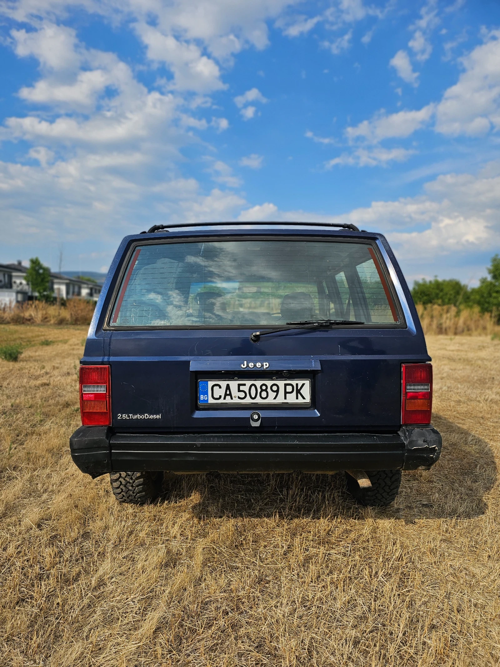 Jeep Cherokee  - изображение 3
