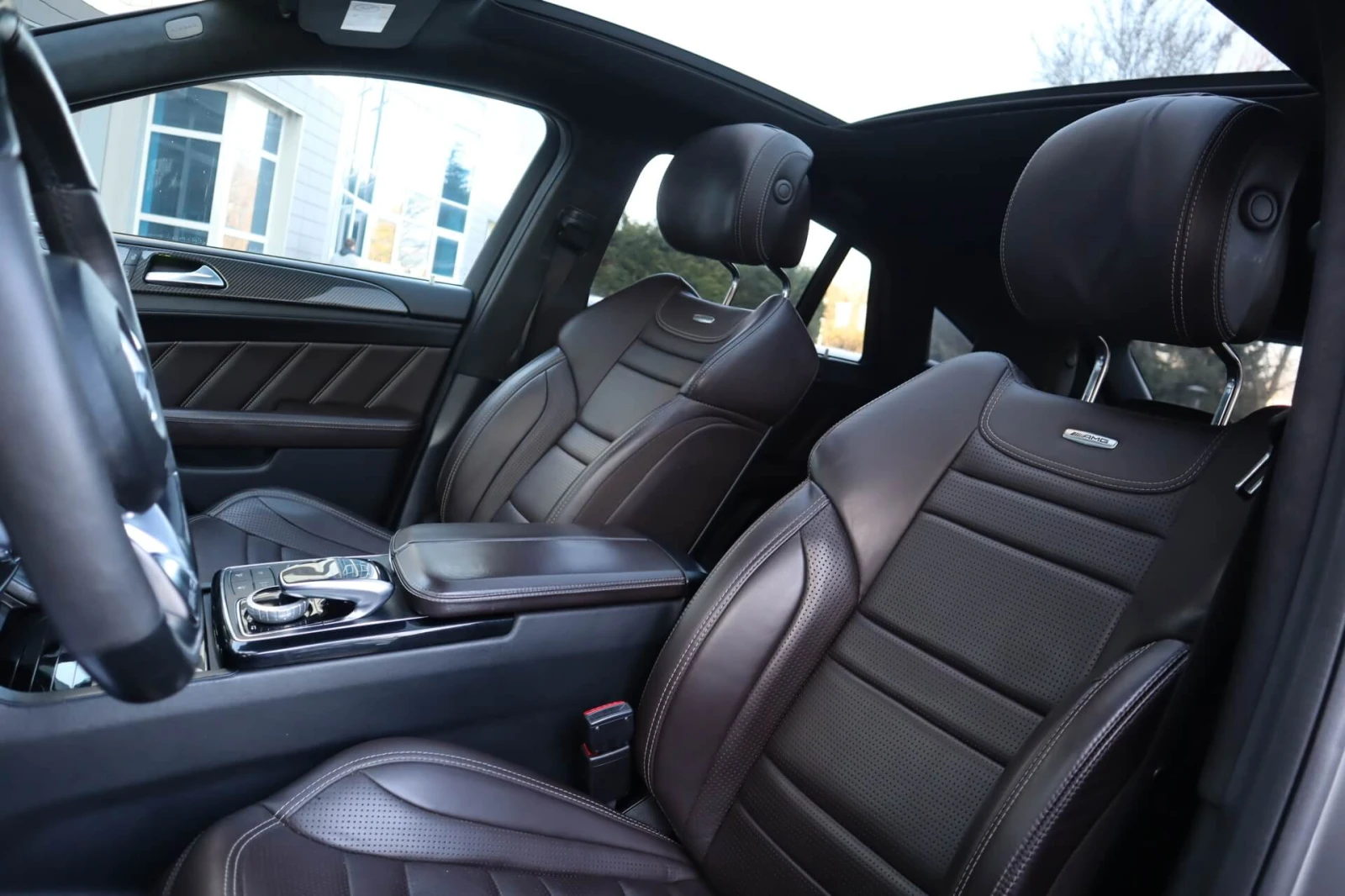 Mercedes-Benz GLE 63 S AMG Карбон/4Matic/Камера 360/Bang&Olufsen/Обдухване/Пе - изображение 8