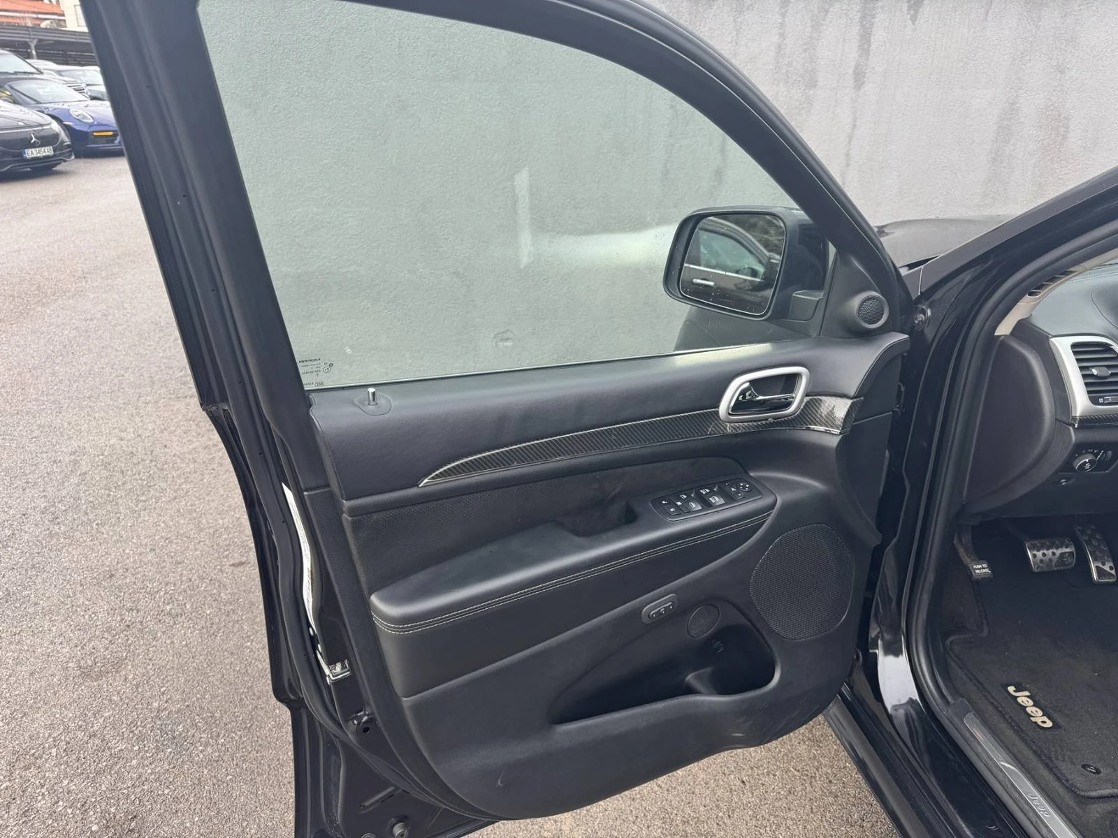 Jeep Grand cherokee SRT8 6.4L V8 HEMI - изображение 8