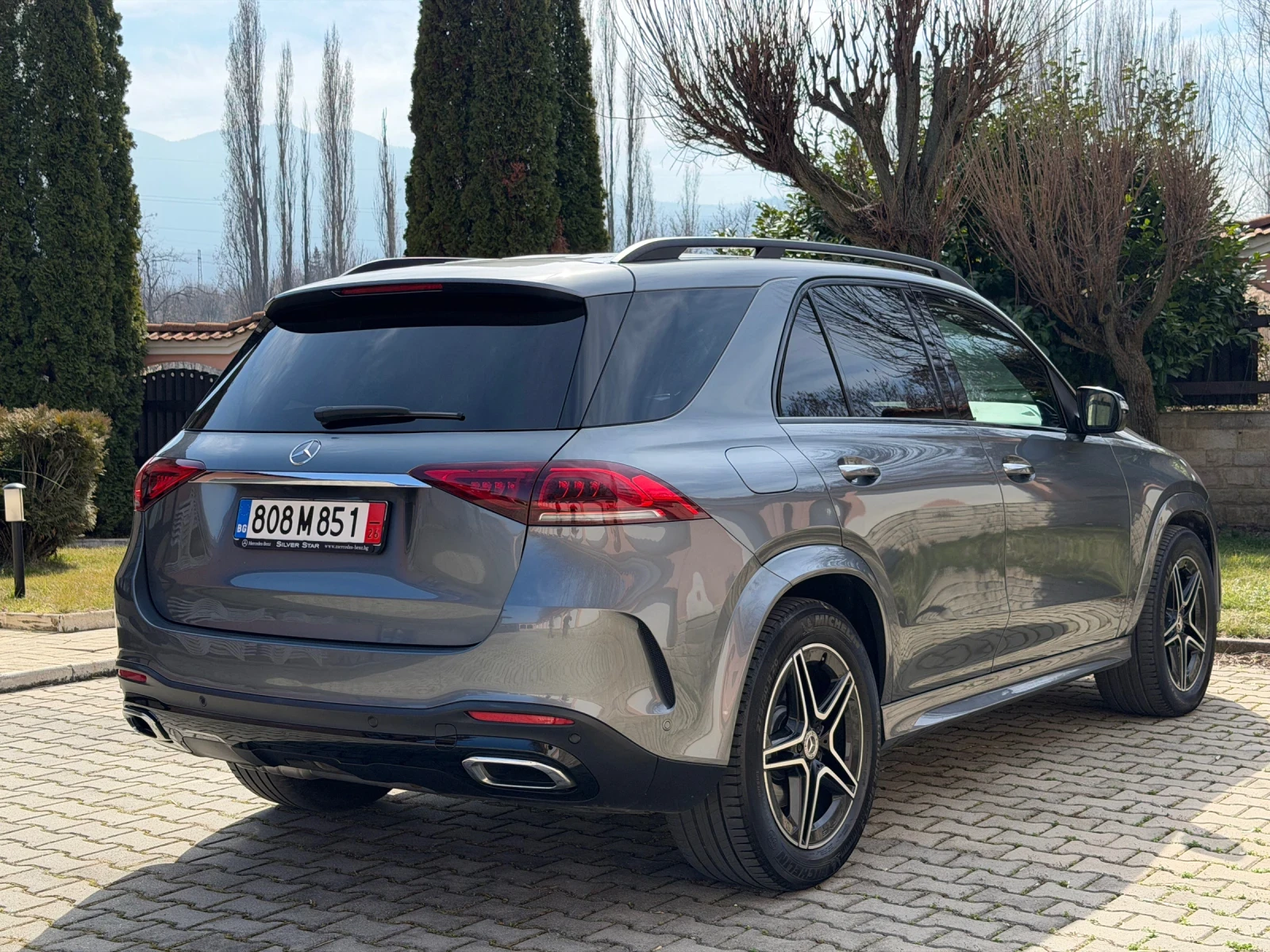 Mercedes-Benz GLE 350 d/9G/4x4/AMG/AIRMATIC/360/Distronic/Night/Keyless, снимка 5 - Автомобили и джипове - 53788578