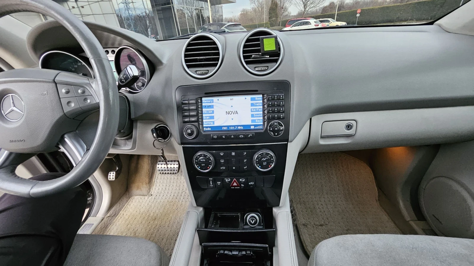 Mercedes-Benz ML 320, снимка 12 - Автомобили и джипове - 54161478