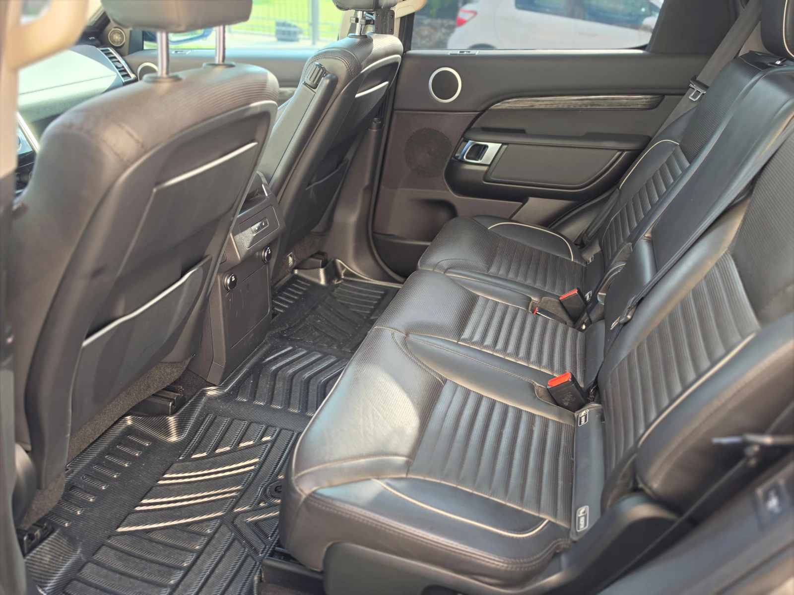 Land Rover Discovery l462 3.0 tdv6 , снимка 13 - Автомобили и джипове - 55027293