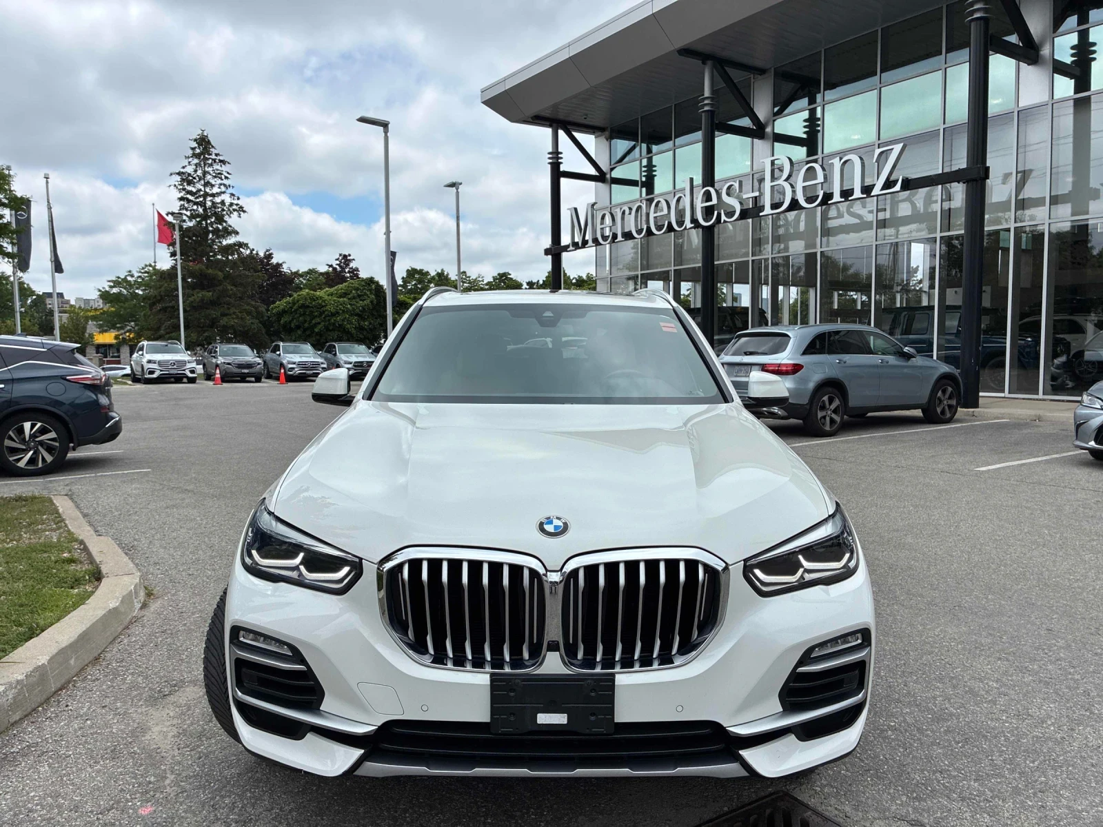 BMW X5 xDRIVE40i / ДВА КЛЮЧА/ SHIBIDAH/ KEYLESS/ CARFAX, снимка 2 - Автомобили и джипове - 55424472