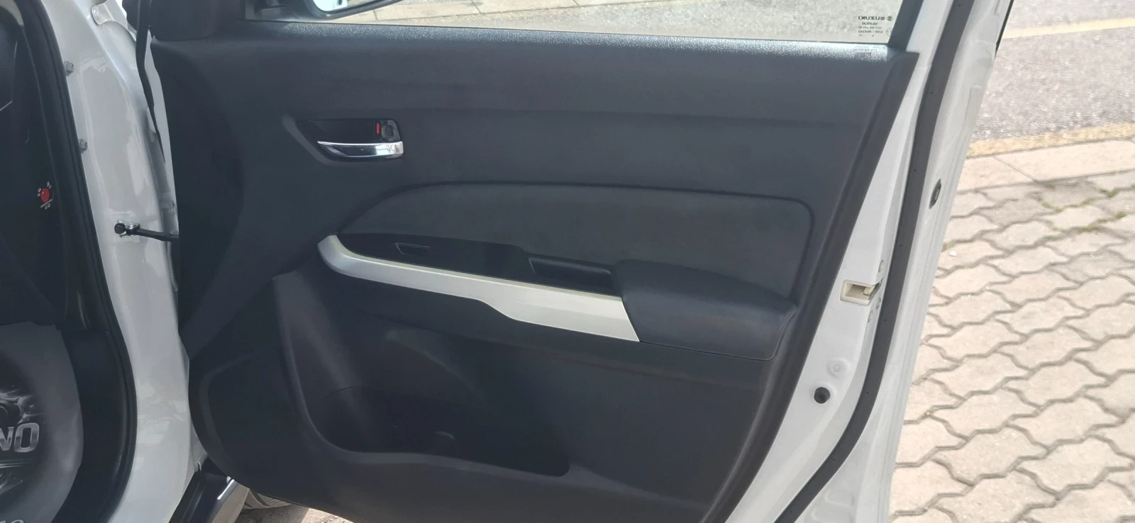 Suzuki Vitara 1.4 Turbo  140kc Automat 4x4 Full, снимка 9 - Автомобили и джипове - 55448118