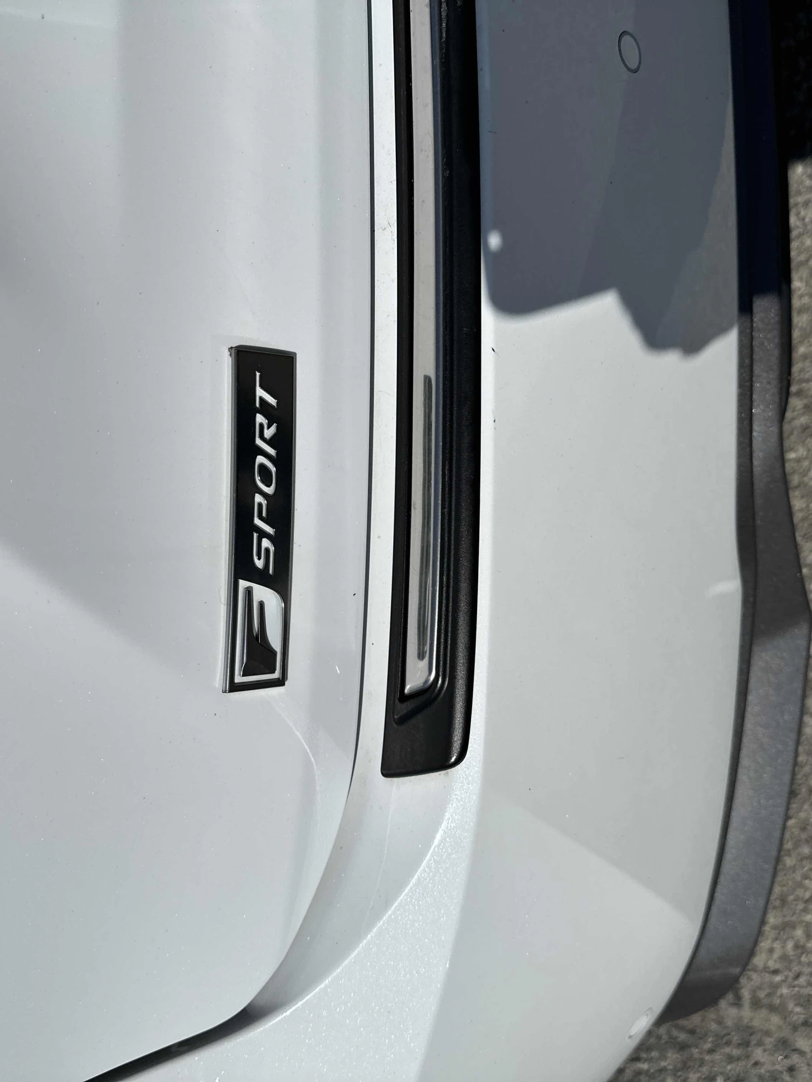 Lexus RX 450h F Sport* Distr* 360* Обдух* Пано, снимка 17 - Автомобили и джипове - 56048360