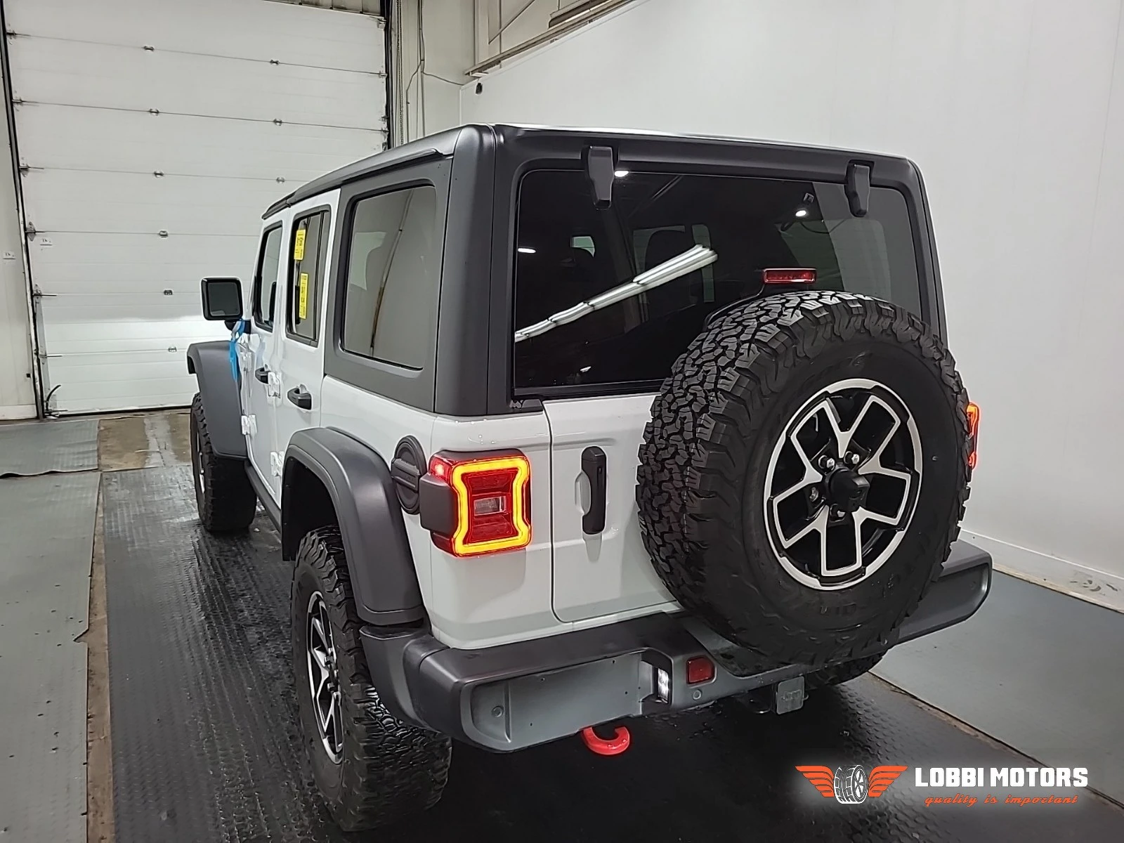 Jeep Wrangler, снимка 4 - Автомобили и джипове - 56069230