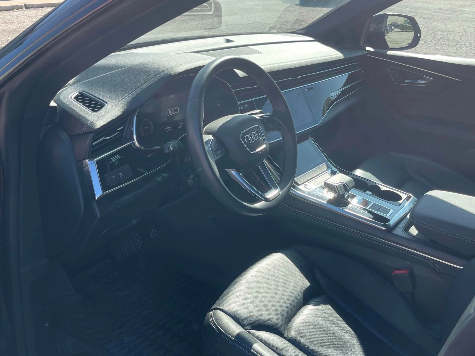 Audi Q8  PROGRESSIV / 360 / ОБДУХВАНЕ / ДИСТРОНИК / MATRIX, снимка 7 - Автомобили и джипове - 56070336