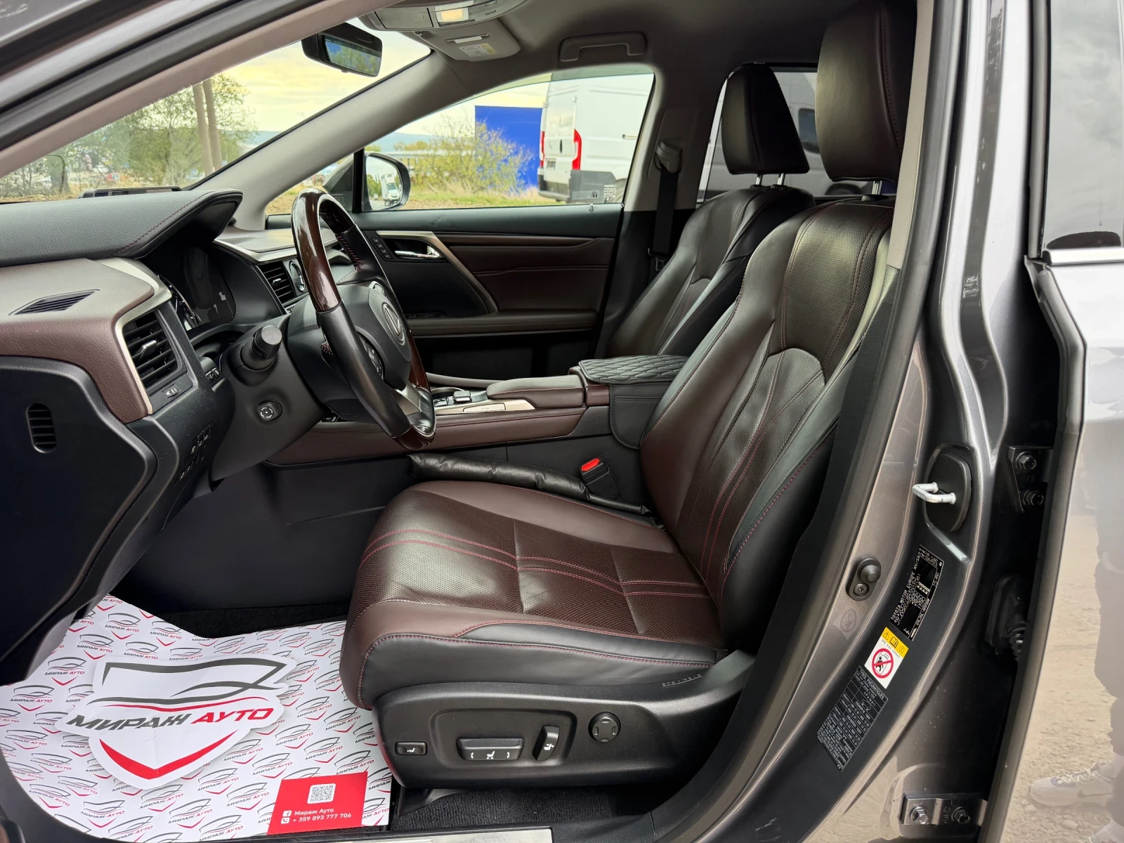 Lexus RX 450h 450hL* 7-места* Kamera-360* Head UP* 53000km* , снимка 10 - Автомобили и джипове - 56656276