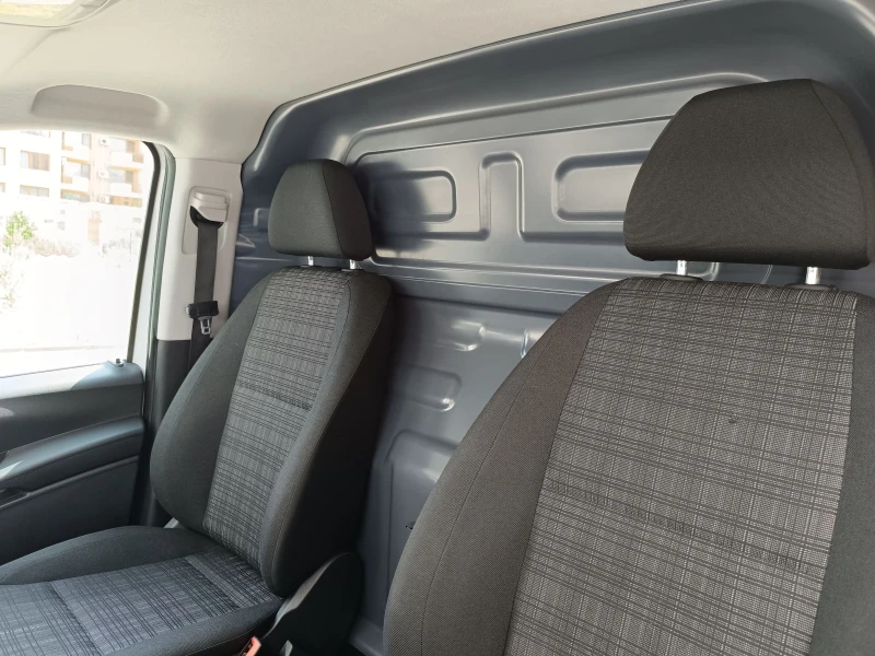 Mercedes-Benz Vito 111 CDI, снимка 11 - Бусове и автобуси - 52260461
