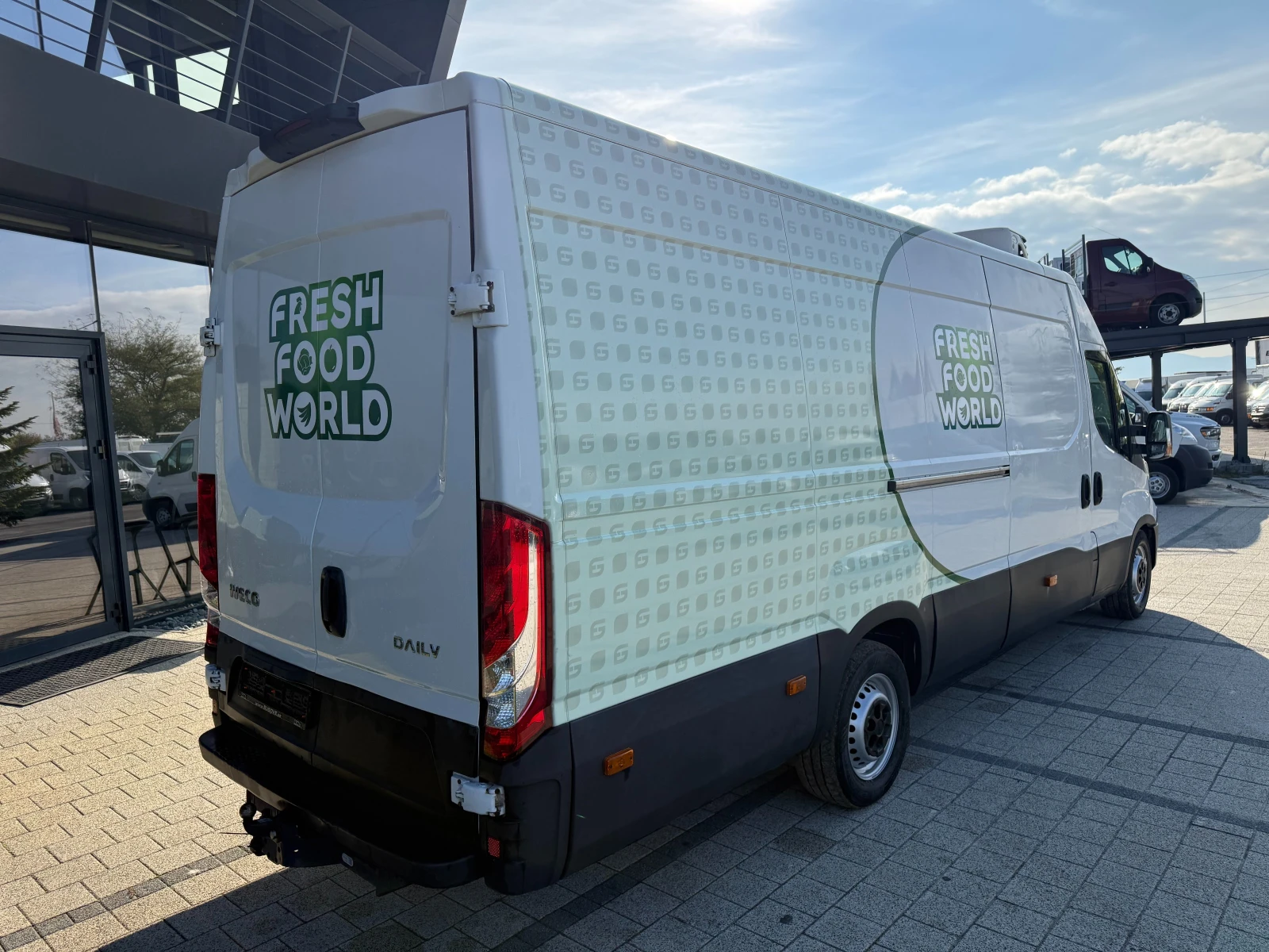 Iveco Daily 35-150 Хладилен + ток Maxi Климатроник  - изображение 7