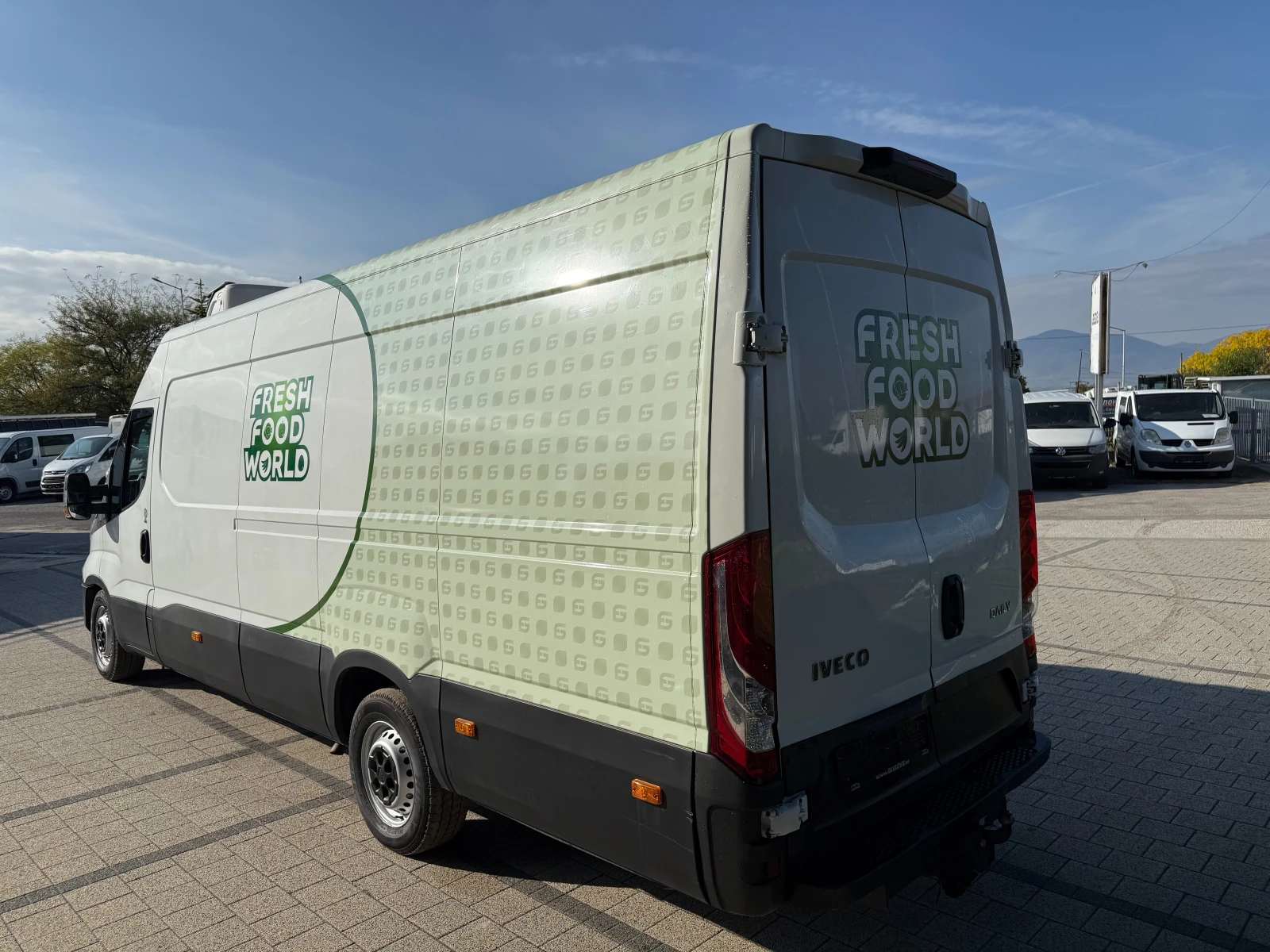 Iveco Daily 35-150 Хладилен + ток Maxi Климатроник  - изображение 6