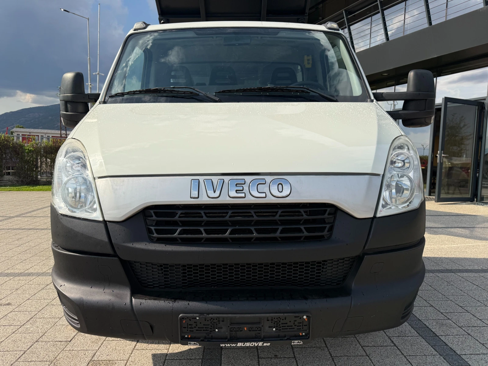 Iveco Daily 40C15 до 3.5т. 4.10м. Климатроник Euro 5 , снимка 3 - Бусове и автобуси - 55655996