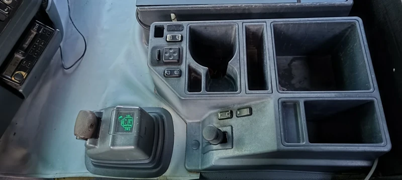 Mercedes-Benz Actros 4140 8Х8, снимка 13 - Камиони - 52965802