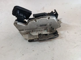����� �� �������� �� ����� (����� �����) 5E0839016 Skoda Octavia