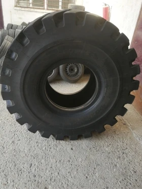 Гуми, снимка 4