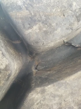 Гуми, снимка 12