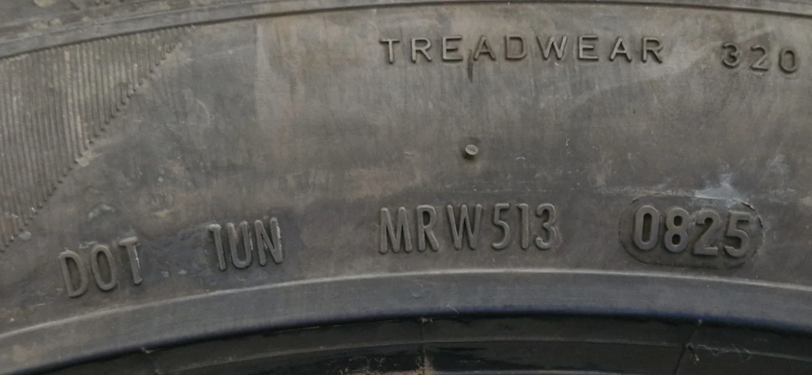 Гуми Летни 315/35R21, снимка 4 - Гуми и джанти - 54703114
