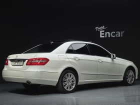 Mercedes-Benz E 300 Elegance, снимка 2