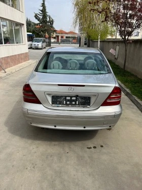 Mercedes-Benz C 220 CDI, снимка 4