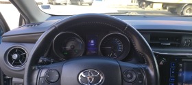 Toyota Auris, снимка 10 - Автомобили и джипове - 44397161