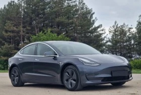     Tesla Model 3 4x4 !