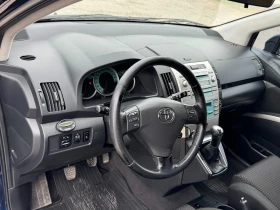 Toyota Corolla verso 2.2 D4D, снимка 17