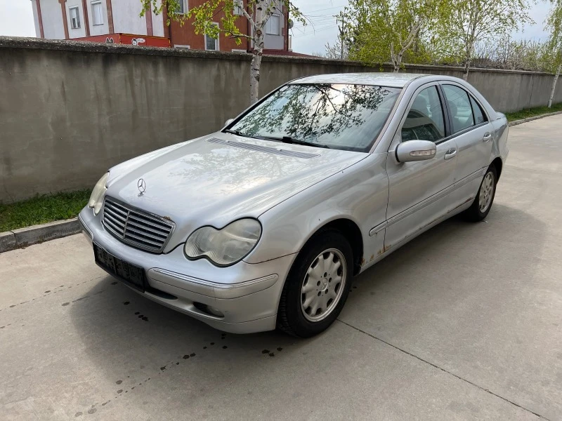 Mercedes-Benz C 220 CDI, снимка 1 - Автомобили и джипове - 40314674