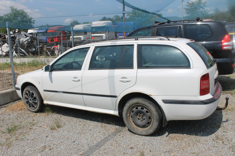 Skoda Octavia НА ЧАСТИ, снимка 3 - Автомобили и джипове - 41884481