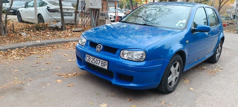 VW Golf 1.6 С РЕГИСТРАЦИЯ, снимка 2 - Автомобили и джипове - 48059893