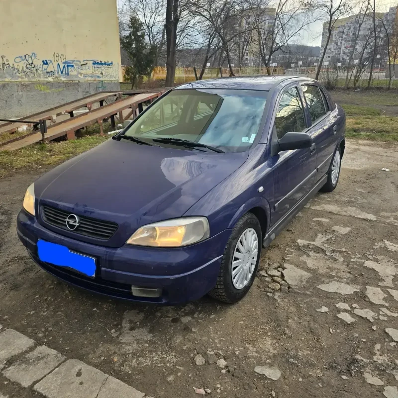 Opel Astra, снимка 2 - Автомобили и джипове - 49315942