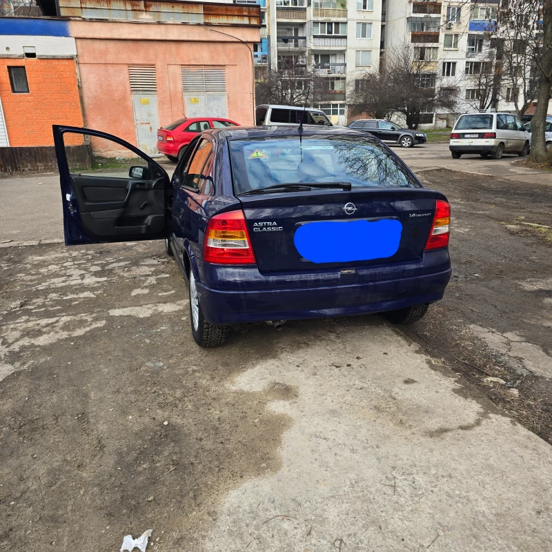 Opel Astra, снимка 7 - Автомобили и джипове - 49315942