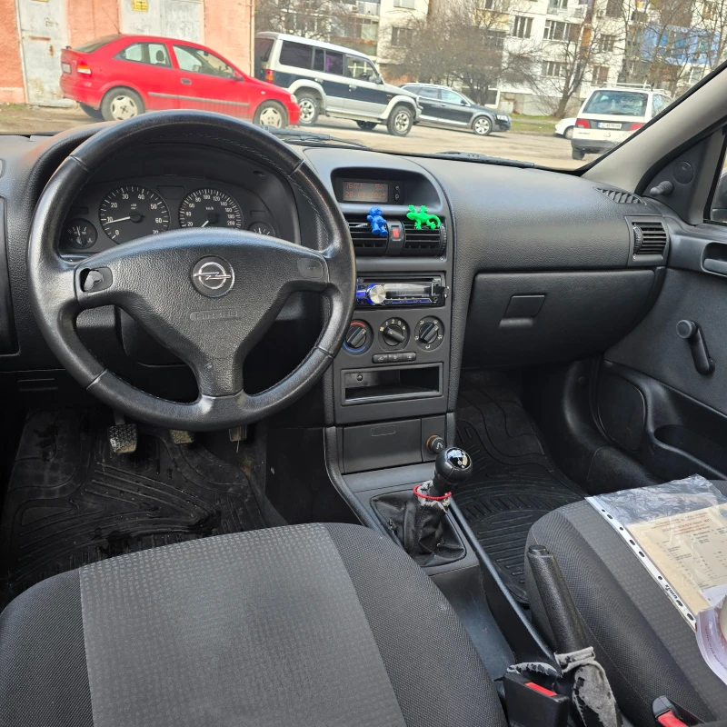 Opel Astra, снимка 10 - Автомобили и джипове - 49315942