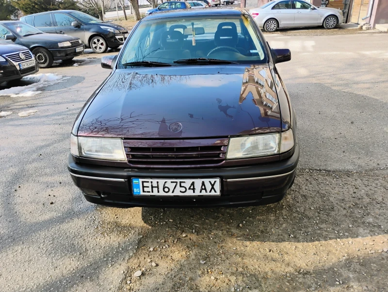 Opel Vectra 1.8 Моно, снимка 1 - Автомобили и джипове - 49414958