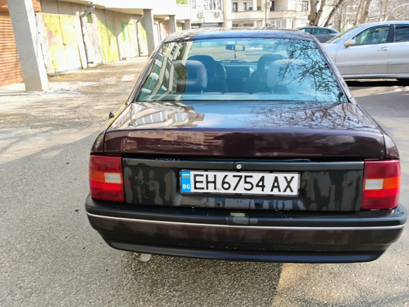 Opel Vectra 1.8 Моно, снимка 6 - Автомобили и джипове - 49414958