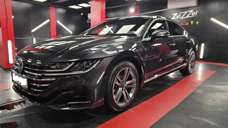 VW Arteon
                

                гр. София
                днес

                                    85 000 лв 
                    43 459,65 €