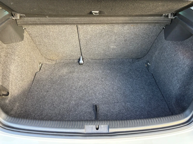 VW Golf 1.9 TDI, снимка 12 - Автомобили и джипове - 52388446