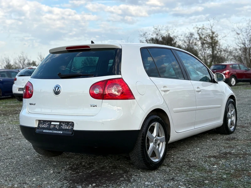 VW Golf 1.9 TDI, снимка 5 - Автомобили и джипове - 52388446