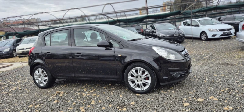 Opel Corsa 1.4, снимка 3 - Автомобили и джипове - 53231623