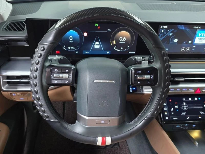 Hyundai Grandeur 2.5 300 hp Automatic, снимка 13 - Автомобили и джипове - 55821561