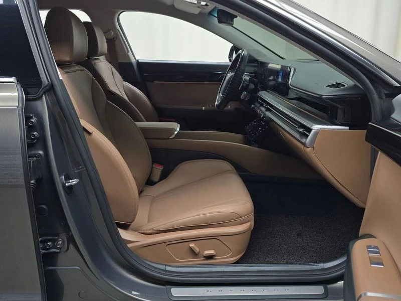 Hyundai Grandeur 2.5 300 hp Automatic, снимка 11 - Автомобили и джипове - 55821561