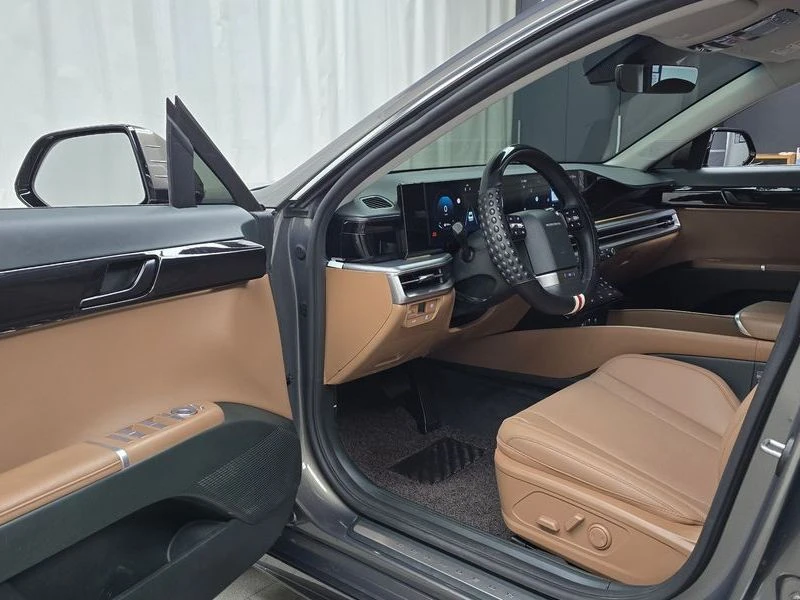 Hyundai Grandeur 2.5 300 hp Automatic, снимка 10 - Автомобили и джипове - 55821561